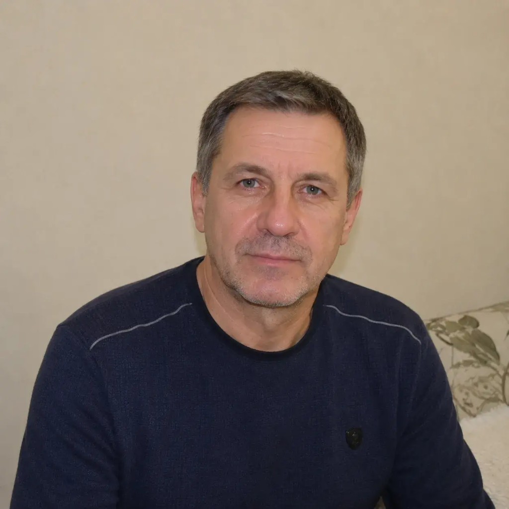 Marco R.